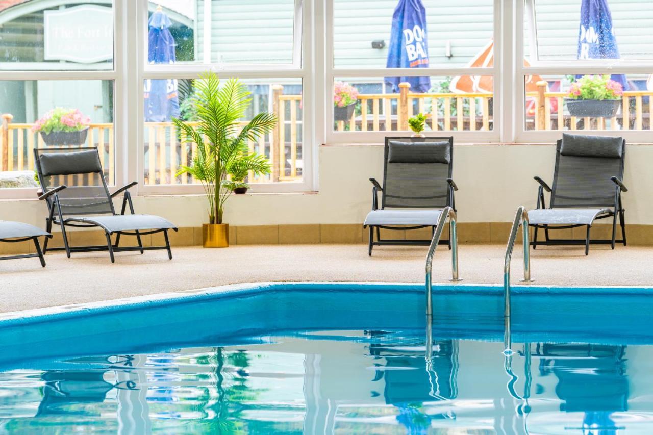 Finest Retreats - Seacroft Villa Торпойнт Екстериор снимка